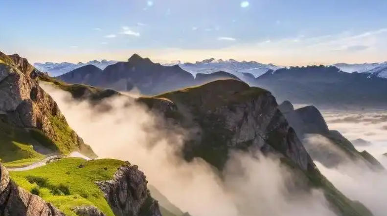 北京京盛鸿发商贸中心轮播图5